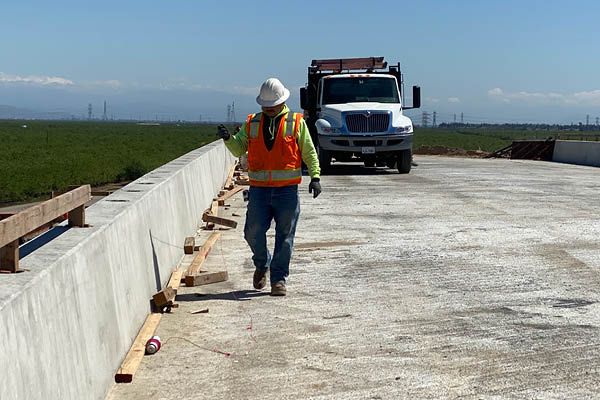 The falsework is complete for the arches at the San Joaquin River Viaduct.