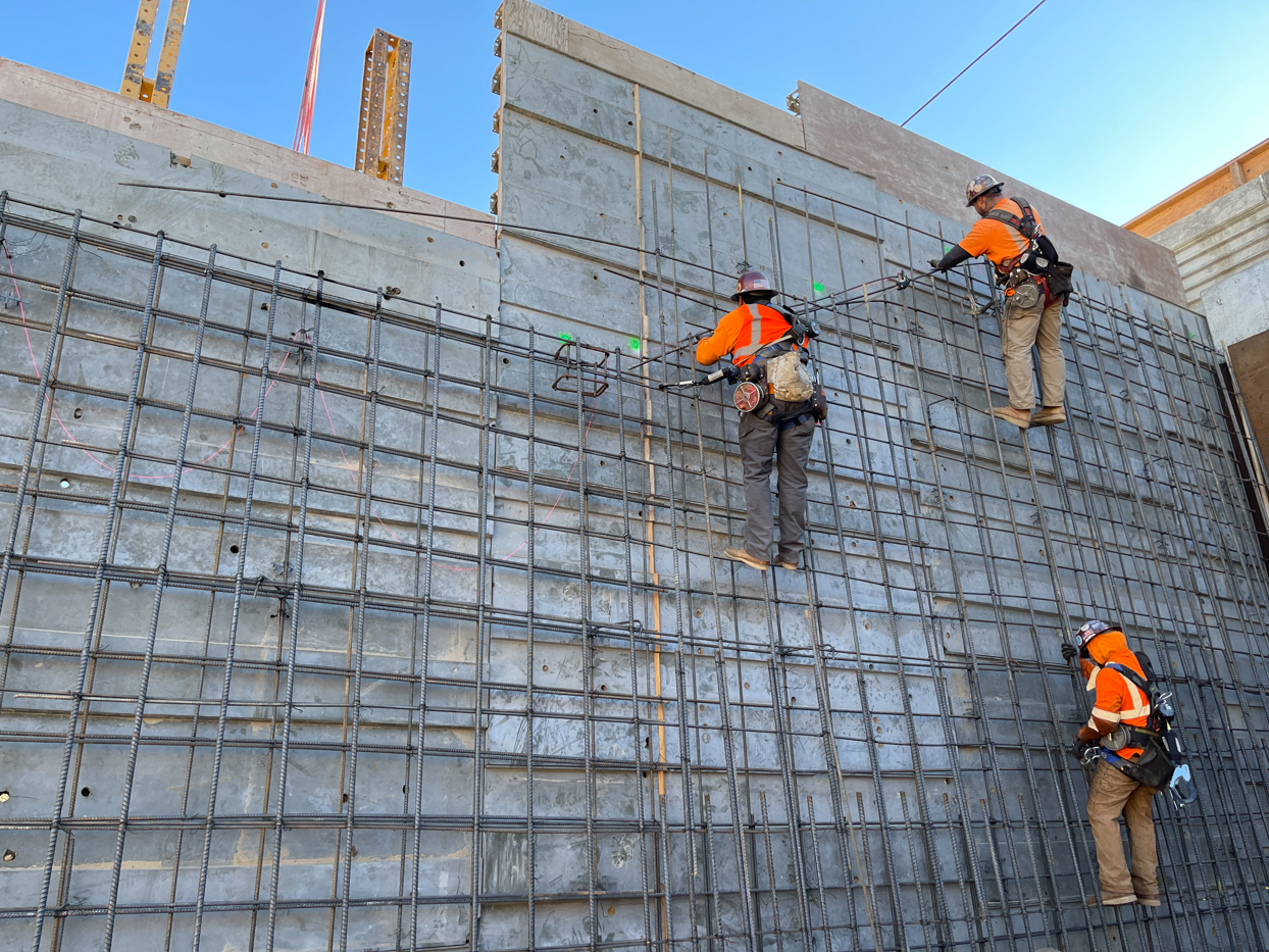 Ventura Street Undercrossing