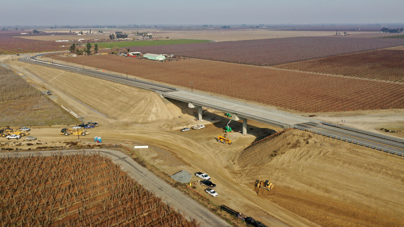 Fowler Avenue Overcrossing (drone video)