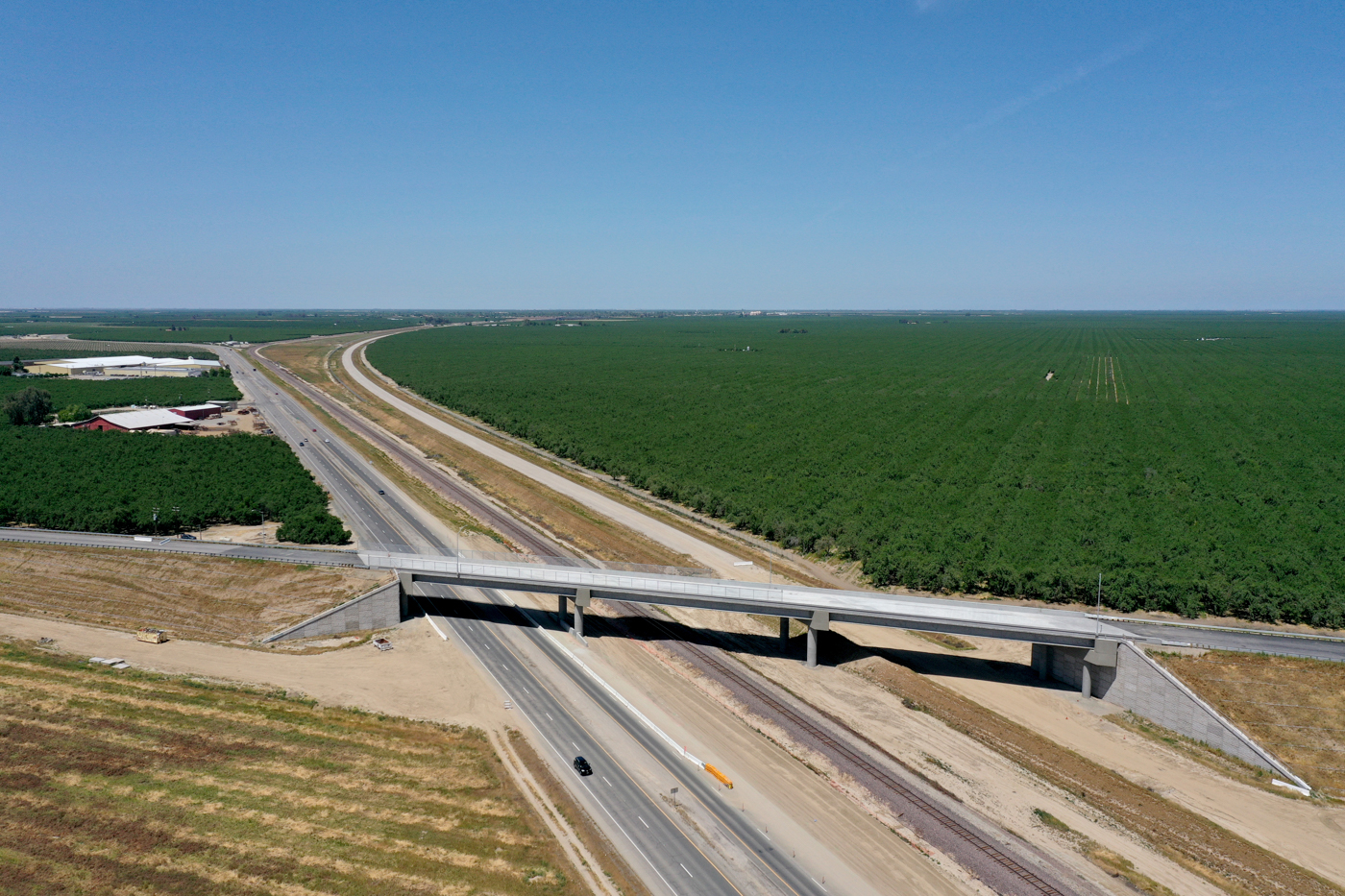 Merced Avenue Grade Separation (drone view)