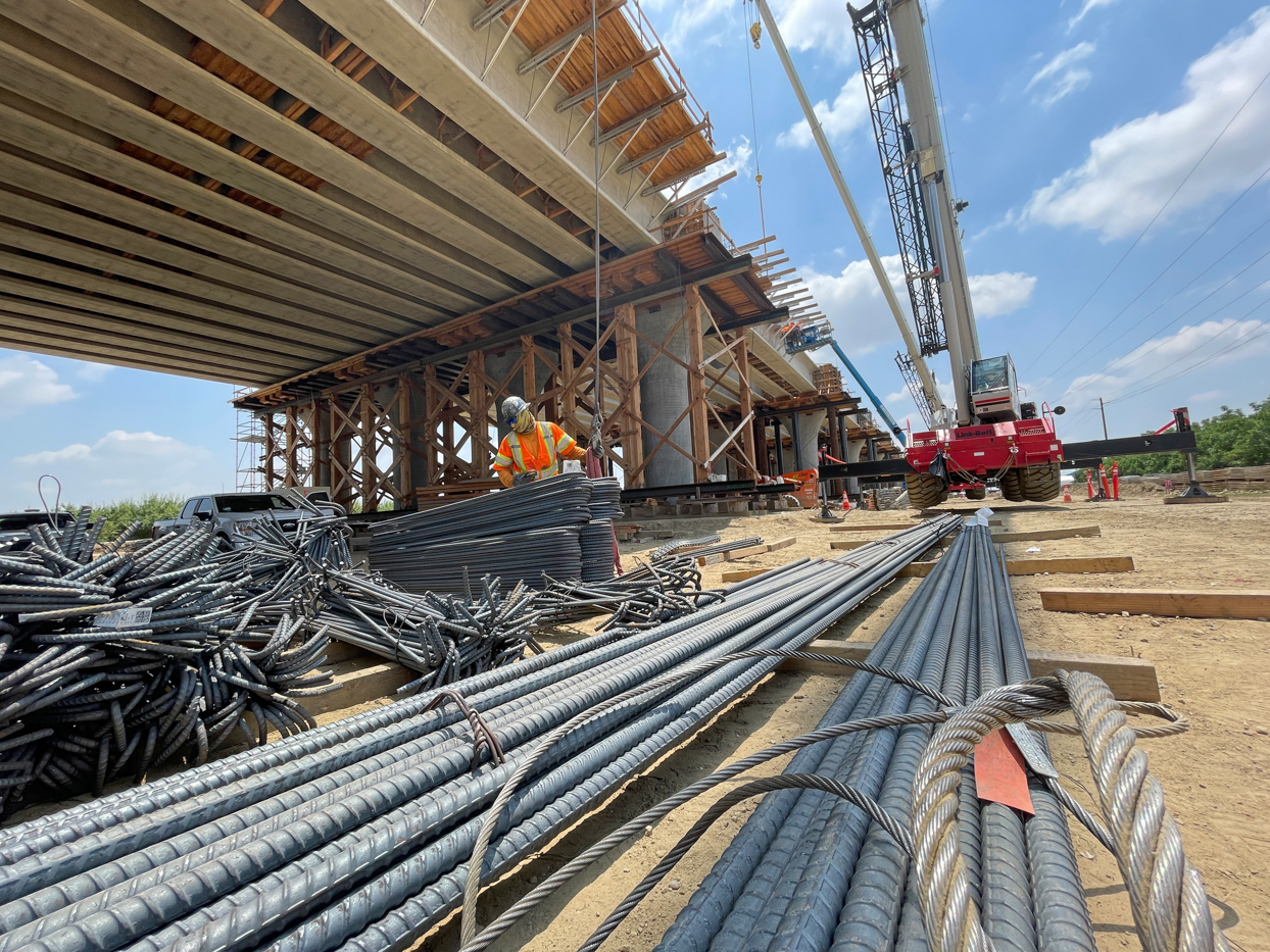 Hanford Viaduct (construction worker)