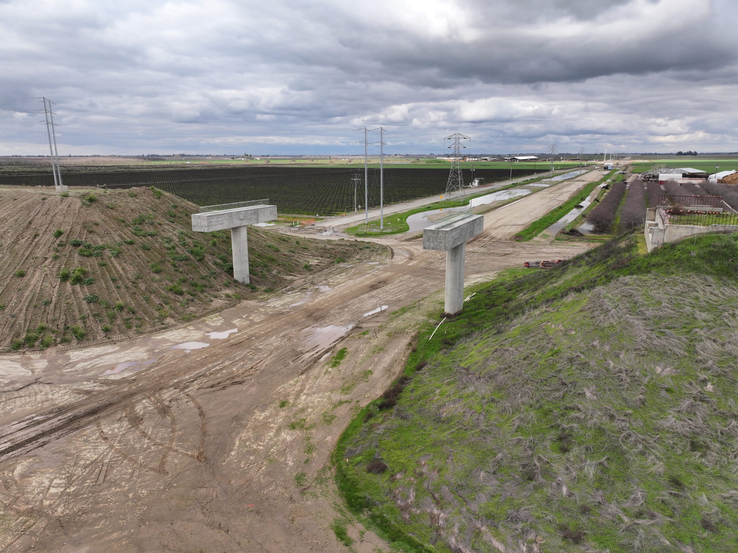 Fargo Avenue Grade Separation (drone view)