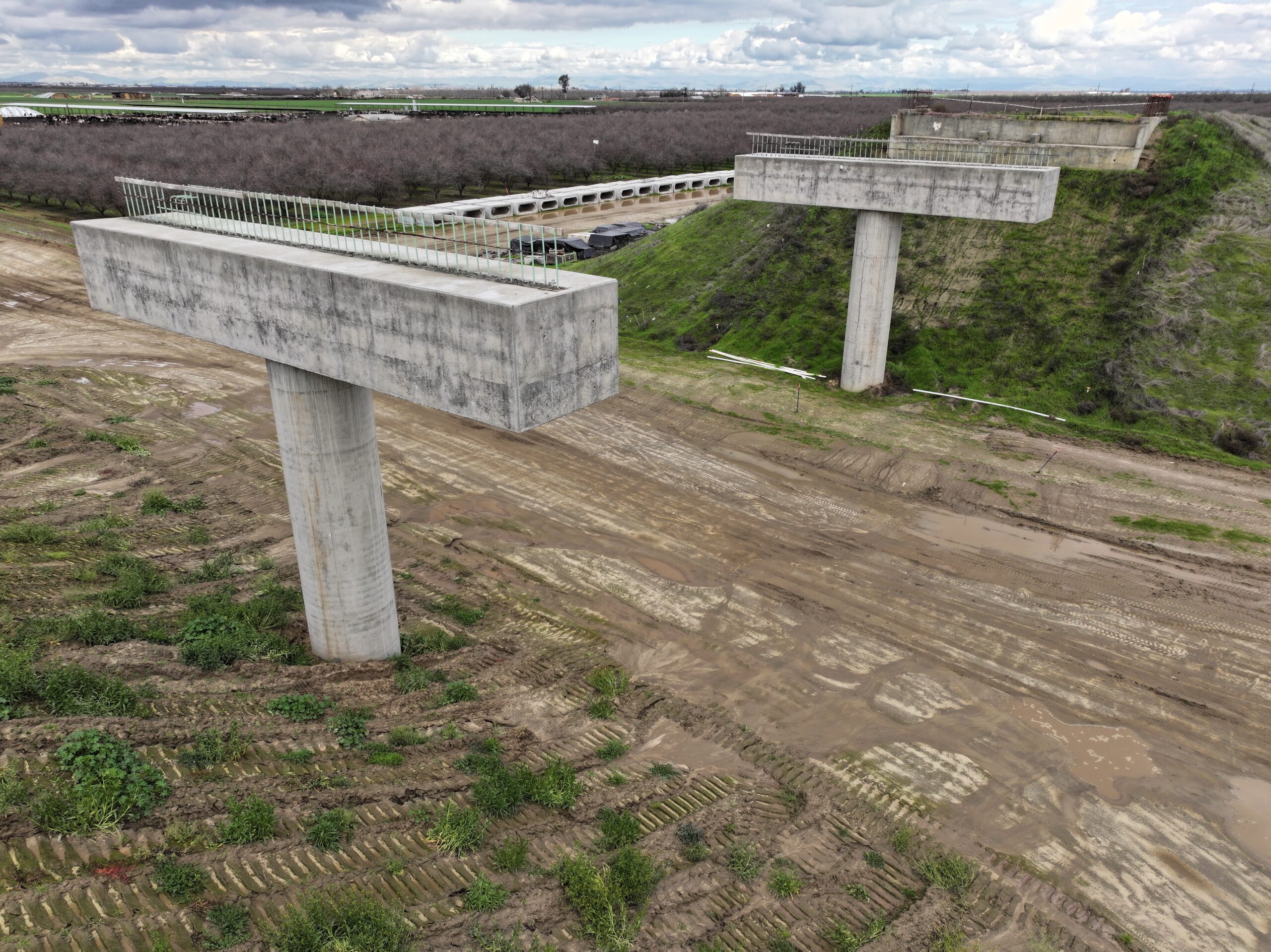 Fargo Avenue Grade Separation (drone view)